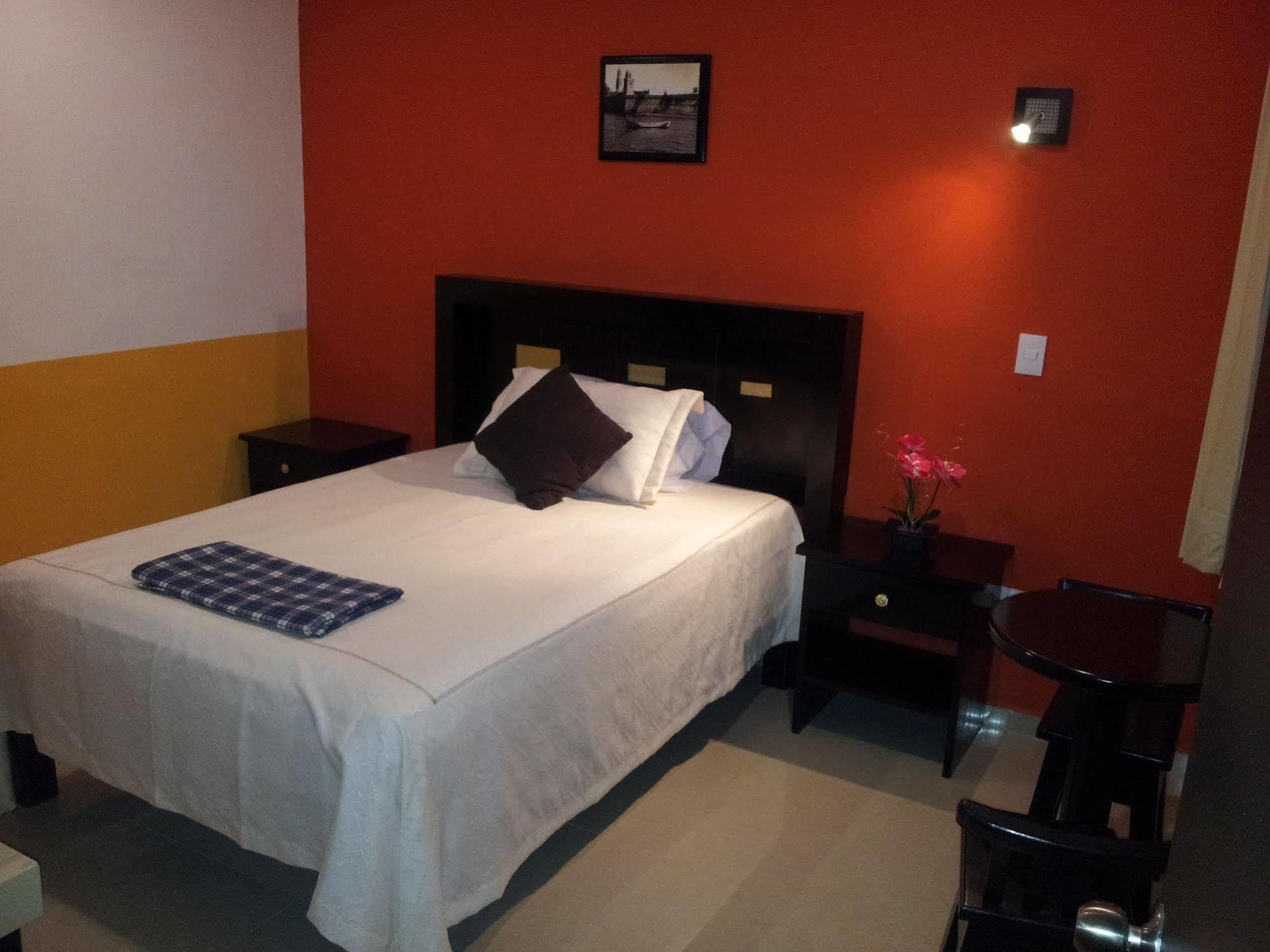 Hotel Catedral カンペチェ エクステリア 写真